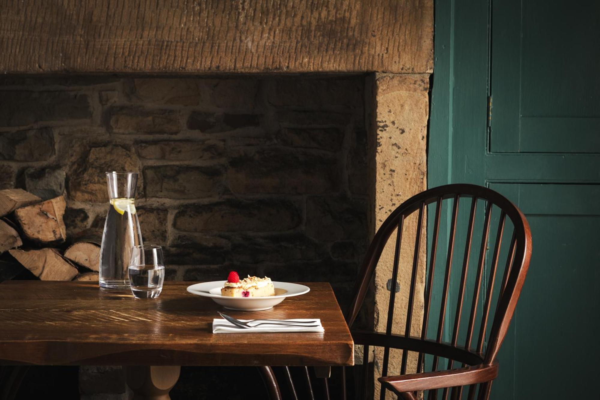 The Pilsley Inn - Chatsworth Baslow Exterior photo