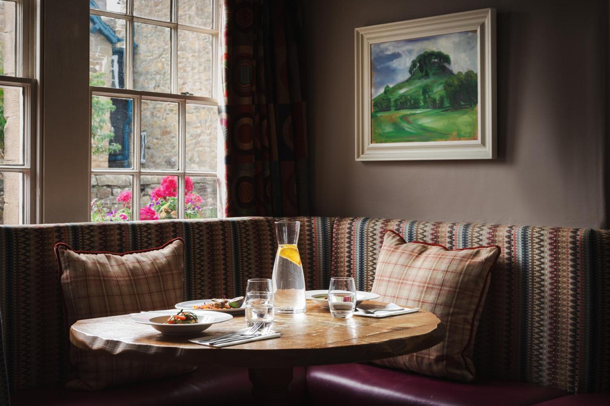 The Pilsley Inn - Chatsworth Baslow Exterior photo