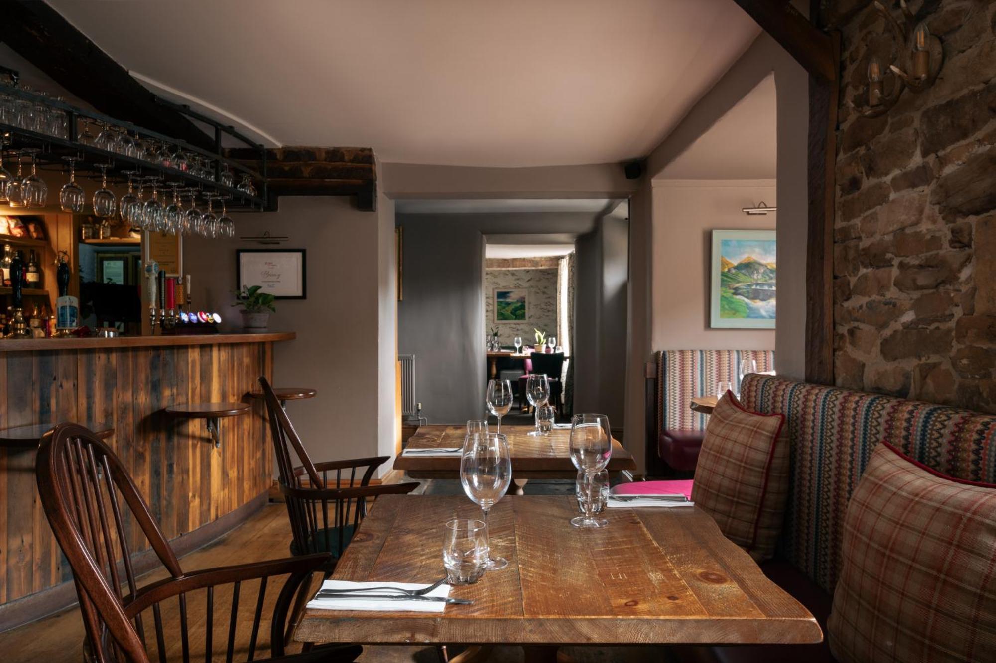The Pilsley Inn - Chatsworth Baslow Exterior photo