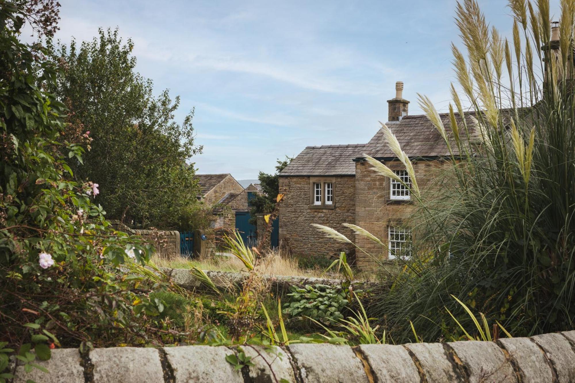 The Pilsley Inn - Chatsworth Baslow Exterior photo